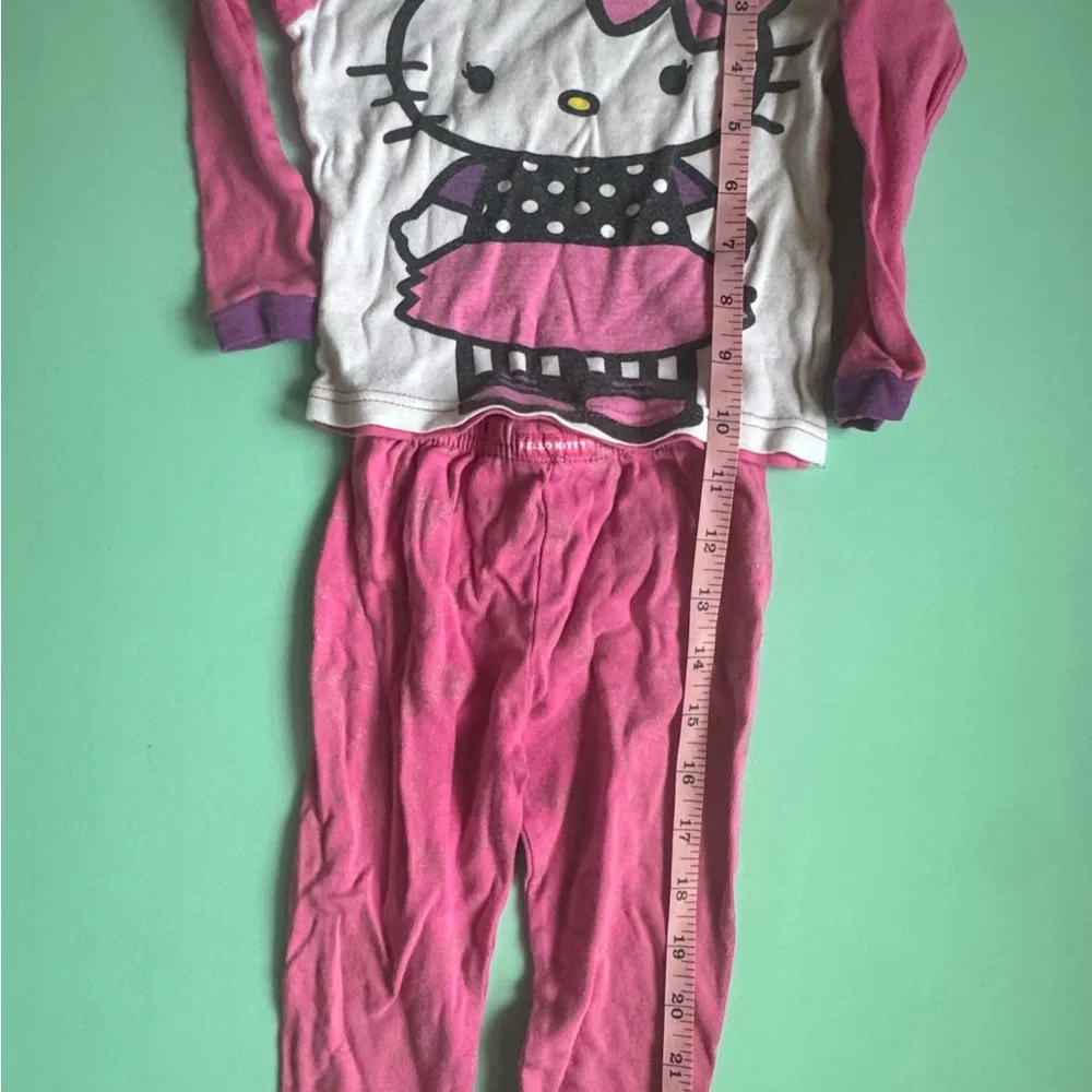 Girls Minnie, Daisy Duck & Hello Kitty Bundle of 4 - Size 2T -‎ Sleepers & PJs